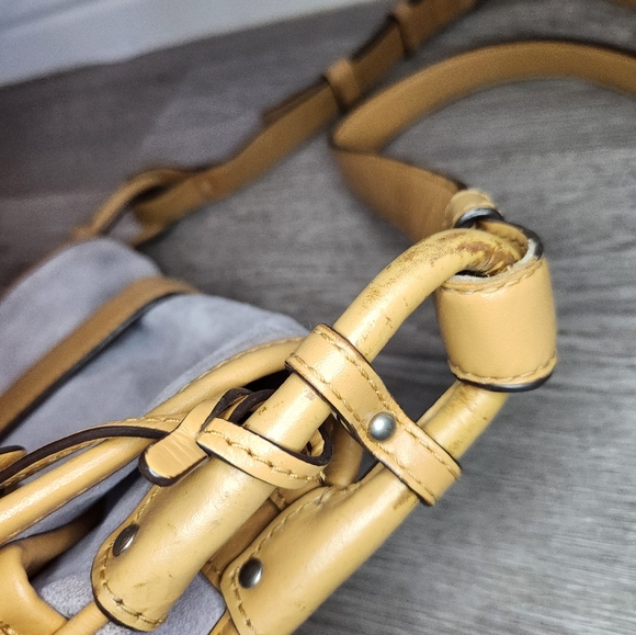 Michael Kors Crossbody - Picture 5 of 11